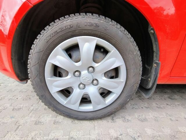 Красный Хендай Гетц, объемом двигателя 1.4 л и пробегом 140 тыс. км за 4700 $, фото 11 на Automoto.ua