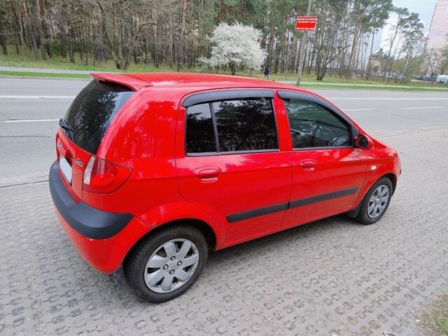 Красный Хендай Гетц, объемом двигателя 1.4 л и пробегом 140 тыс. км за 4700 $, фото 2 на Automoto.ua