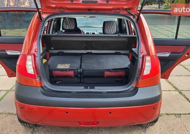 Красный Хендай Гетц, объемом двигателя 1.4 л и пробегом 165 тыс. км за 5850 $, фото 17 на Automoto.ua