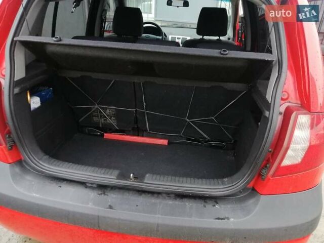Червоний Хендай Гетц, об'ємом двигуна 1.4 л та пробігом 200 тис. км за 3550 $, фото 6 на Automoto.ua