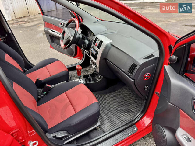 Красный Хендай Гетц, объемом двигателя 1.4 л и пробегом 65 тыс. км за 6500 $, фото 24 на Automoto.ua