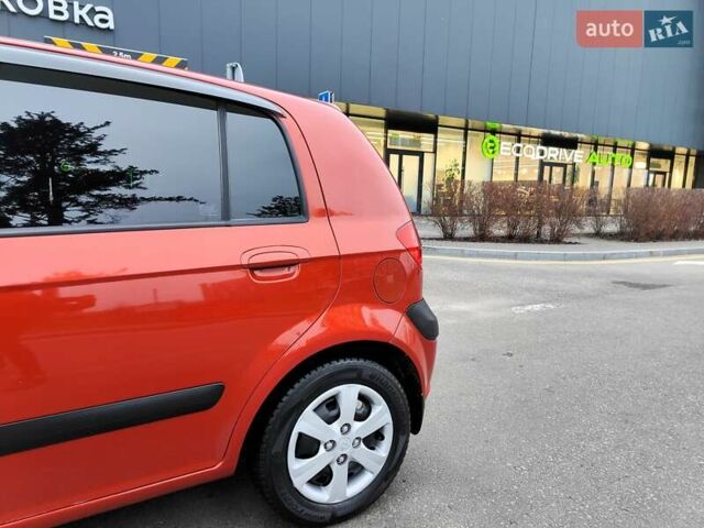 Красный Хендай Гетц, объемом двигателя 1.6 л и пробегом 223 тыс. км за 4990 $, фото 7 на Automoto.ua