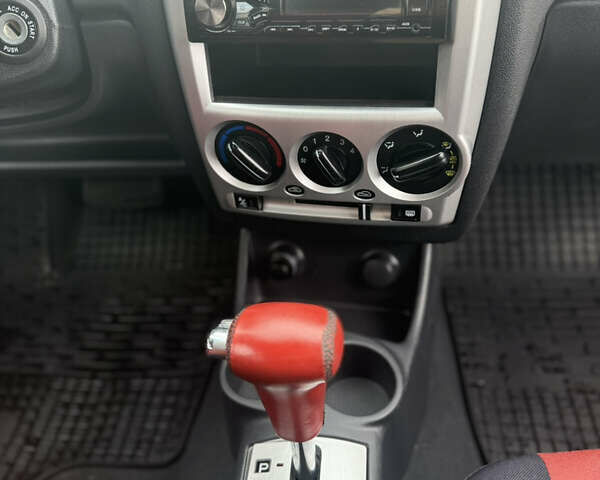 Хендай Гетц 2008 в Виннице на Automoto.ua Красный Хендай Гетц, объемом двигателя 1.4 л и пробегом 122 тыс. км за 5850 $, фото 15 на Automoto.ua