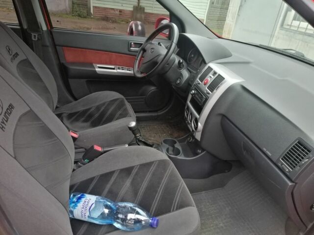 Червоний Хендай Гетц, об'ємом двигуна 1.4 л та пробігом 200 тис. км за 3500 $, фото 4 на Automoto.ua