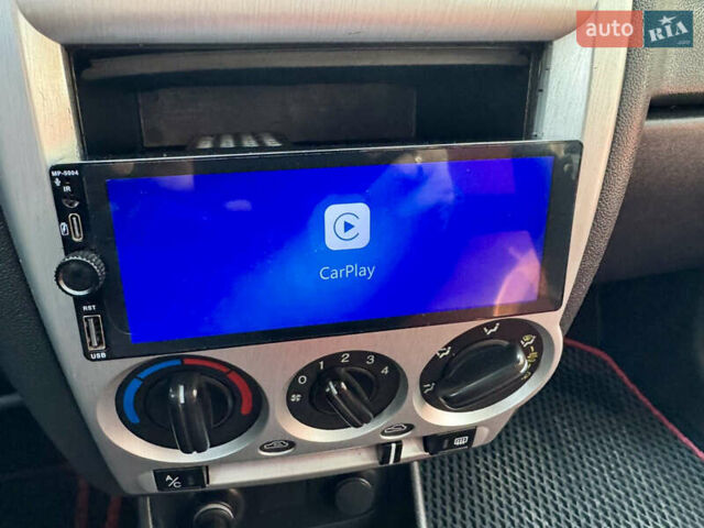 Красный Хендай Гетц, объемом двигателя 1.6 л и пробегом 147 тыс. км за 5999 $, фото 36 на Automoto.ua