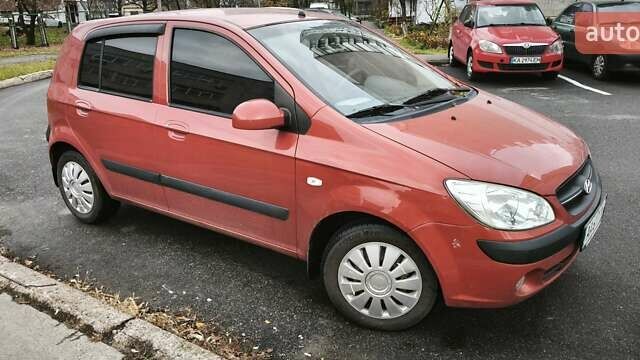 Красный Хендай Гетц, объемом двигателя 1.4 л и пробегом 193 тыс. км за 3999 $, фото 2 на Automoto.ua