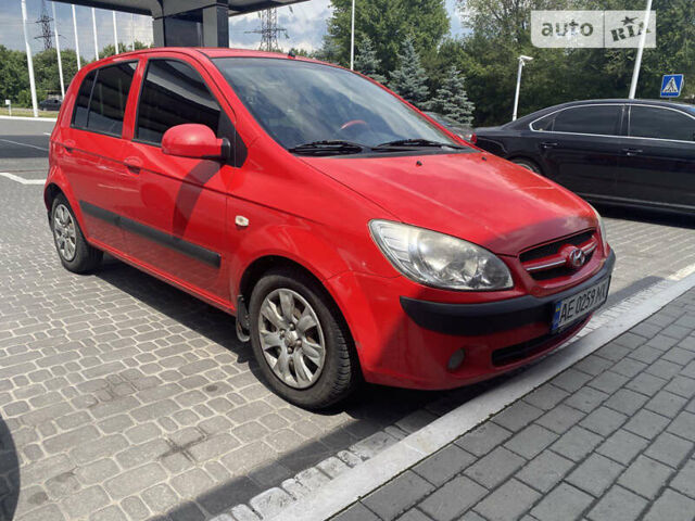 Красный Хендай Гетц, объемом двигателя 1.4 л и пробегом 220 тыс. км за 4100 $, фото 11 на Automoto.ua