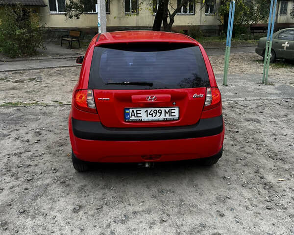 Червоний Хендай Гетц, об'ємом двигуна 1.4 л та пробігом 219 тис. км за 4500 $, фото 2 на Automoto.ua