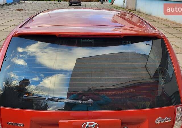 Красный Хендай Гетц, объемом двигателя 1.4 л и пробегом 165 тыс. км за 5850 $, фото 23 на Automoto.ua