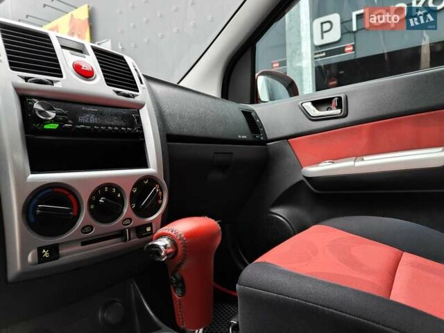 Красный Хендай Гетц, объемом двигателя 1.6 л и пробегом 223 тыс. км за 4990 $, фото 40 на Automoto.ua