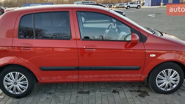 Красный Хендай Гетц, объемом двигателя 1.4 л и пробегом 156 тыс. км за 6500 $, фото 3 на Automoto.ua