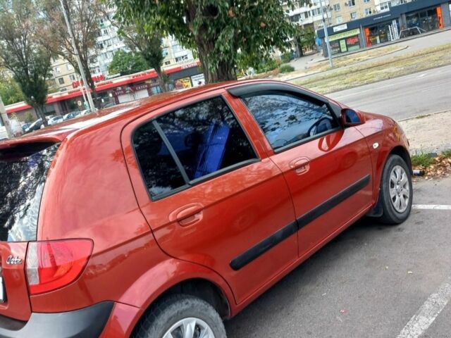 Красный Хендай Гетц, объемом двигателя 1.4 л и пробегом 170 тыс. км за 6138 $, фото 1 на Automoto.ua