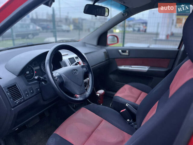 Червоний Хендай Гетц, об'ємом двигуна 1.4 л та пробігом 141 тис. км за 5999 $, фото 6 на Automoto.ua