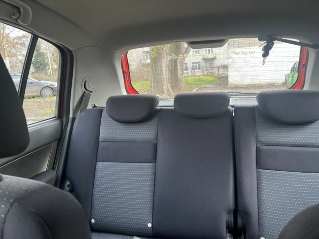 Червоний Хендай Гетц, об'ємом двигуна 1.1 л та пробігом 174 тис. км за 3900 $, фото 6 на Automoto.ua