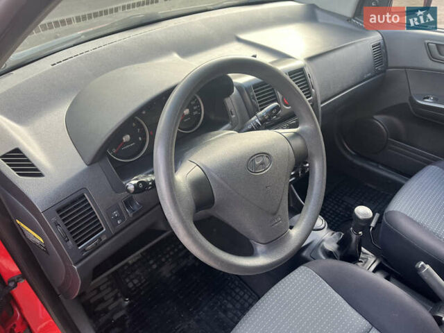Червоний Хендай Гетц, об'ємом двигуна 1.09 л та пробігом 174 тис. км за 3900 $, фото 16 на Automoto.ua