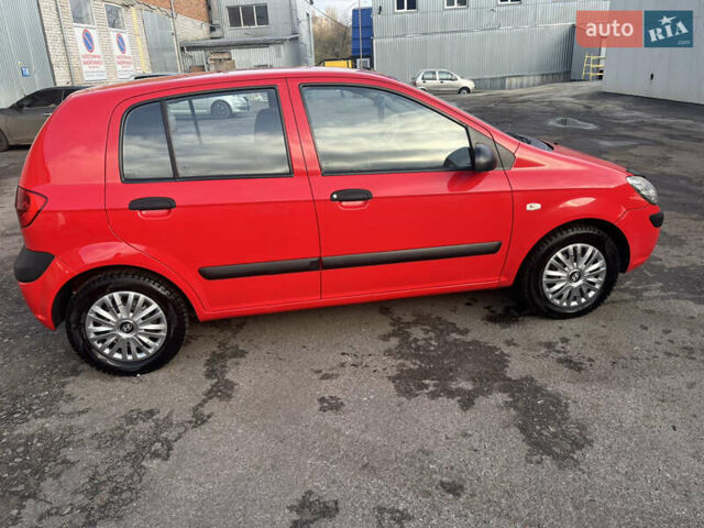 Червоний Хендай Гетц, об'ємом двигуна 1.09 л та пробігом 174 тис. км за 3900 $, фото 8 на Automoto.ua