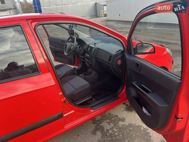 Червоний Хендай Гетц, об'ємом двигуна 1.09 л та пробігом 174 тис. км за 3900 $, фото 21 на Automoto.ua