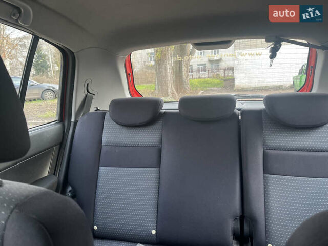 Червоний Хендай Гетц, об'ємом двигуна 1.09 л та пробігом 174 тис. км за 3900 $, фото 30 на Automoto.ua