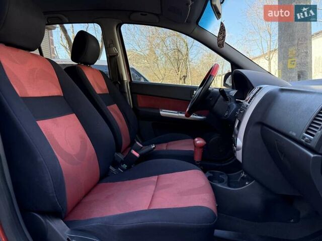 Красный Хендай Гетц, объемом двигателя 1.4 л и пробегом 160 тыс. км за 5750 $, фото 19 на Automoto.ua