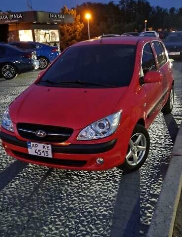 Красный Хендай Гетц, объемом двигателя 1.6 л и пробегом 120 тыс. км за 6700 $, фото 1 на Automoto.ua