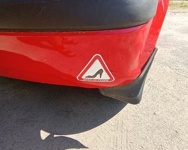 Червоний Хендай Гетц, об'ємом двигуна 1.4 л та пробігом 70 тис. км за 6000 $, фото 3 на Automoto.ua