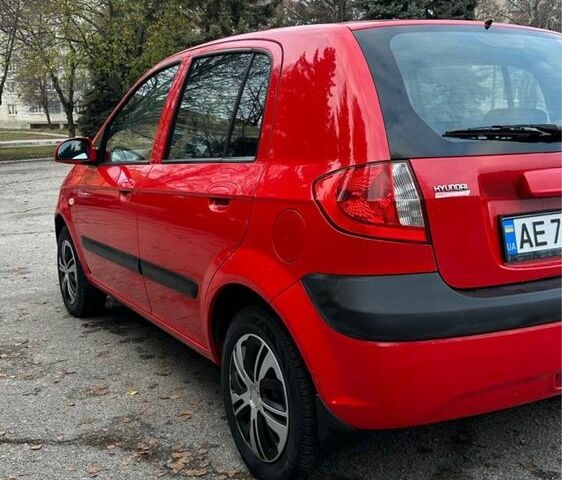 Червоний Хендай Гетц, об'ємом двигуна 1.4 л та пробігом 86 тис. км за 6700 $, фото 5 на Automoto.ua