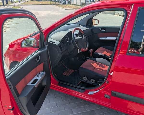 Красный Хендай Гетц, объемом двигателя 1.6 л и пробегом 115 тыс. км за 6700 $, фото 7 на Automoto.ua