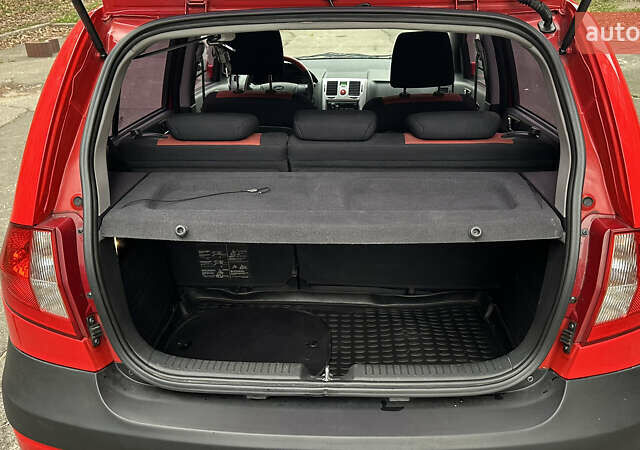 Красный Хендай Гетц, объемом двигателя 1.4 л и пробегом 143 тыс. км за 6600 $, фото 15 на Automoto.ua