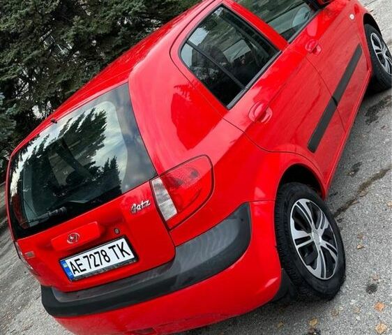 Червоний Хендай Гетц, об'ємом двигуна 1.4 л та пробігом 86 тис. км за 6700 $, фото 1 на Automoto.ua