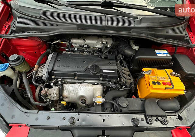 Червоний Хендай Гетц, об'ємом двигуна 1.4 л та пробігом 86 тис. км за 6500 $, фото 8 на Automoto.ua