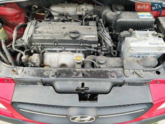 Червоний Хендай Гетц, об'ємом двигуна 1.4 л та пробігом 118 тис. км за 6200 $, фото 19 на Automoto.ua