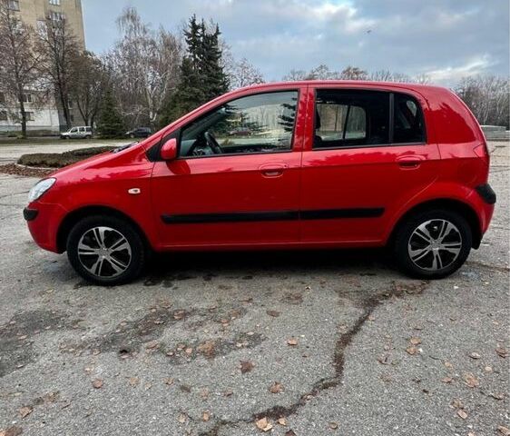 Червоний Хендай Гетц, об'ємом двигуна 1.4 л та пробігом 86 тис. км за 6700 $, фото 2 на Automoto.ua