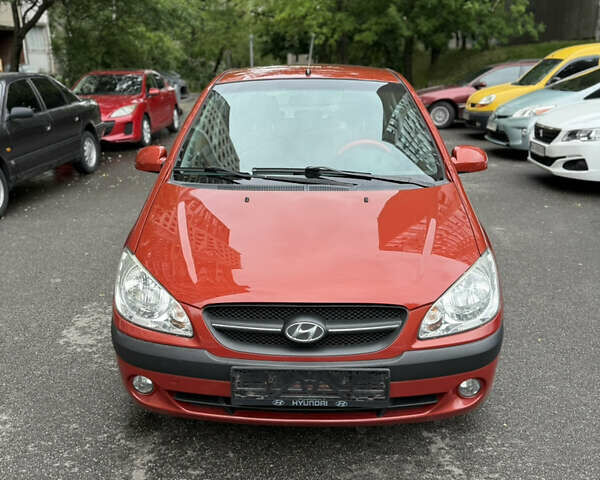 Червоний Хендай Гетц, об'ємом двигуна 1.4 л та пробігом 150 тис. км за 5900 $, фото 1 на Automoto.ua