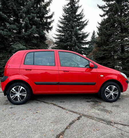 Червоний Хендай Гетц, об'ємом двигуна 1.4 л та пробігом 86 тис. км за 6500 $, фото 3 на Automoto.ua