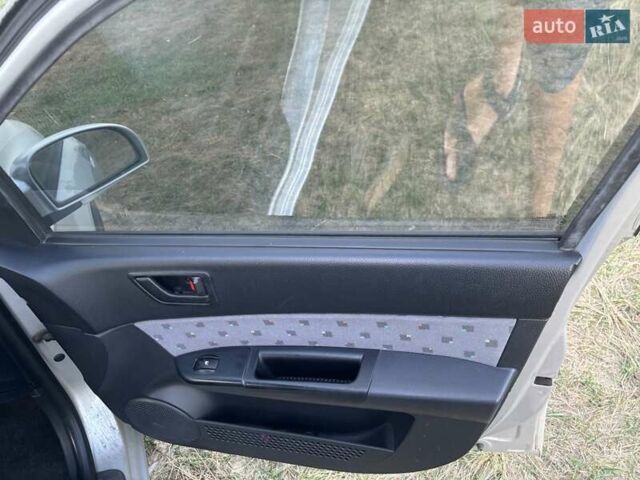 Хендай Гетц, объемом двигателя 1.6 л и пробегом 121 тыс. км за 5000 $, фото 2 на Automoto.ua