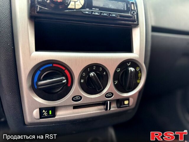 Хендай Гетц, объемом двигателя 1.4 л и пробегом 143 тыс. км за 5500 $, фото 8 на Automoto.ua