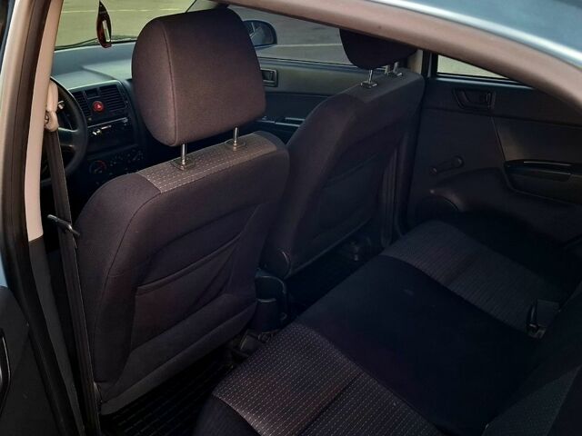 Хендай Гетц, объемом двигателя 1.4 л и пробегом 122 тыс. км за 6900 $, фото 5 на Automoto.ua