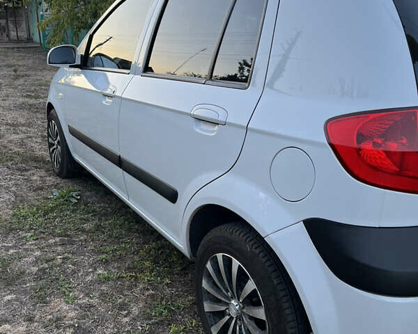 Хендай Гетц, объемом двигателя 1.4 л и пробегом 102 тыс. км за 5700 $, фото 4 на Automoto.ua