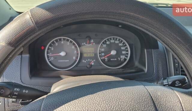 Хендай Гетц 2004 в Нежине на Automoto.ua Желтый Хендай Гетц, объемом двигателя 1.1 л и пробегом 222 тыс. км за 3500 $, фото 3 на Automoto.ua