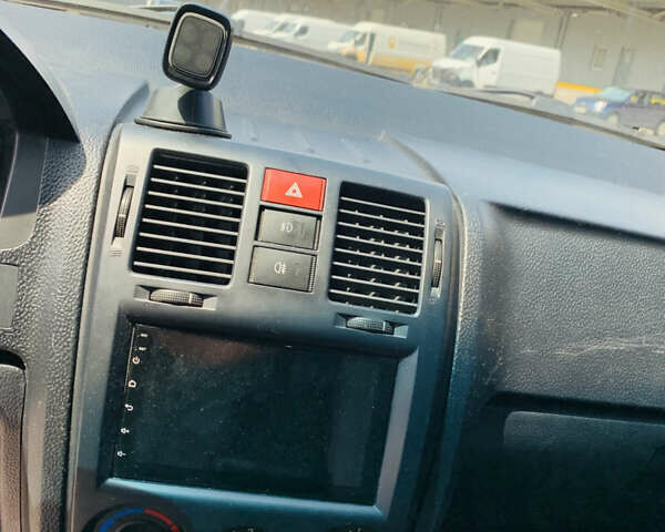 Жовтий Хендай Гетц, об'ємом двигуна 1.34 л та пробігом 210 тис. км за 2900 $, фото 10 на Automoto.ua