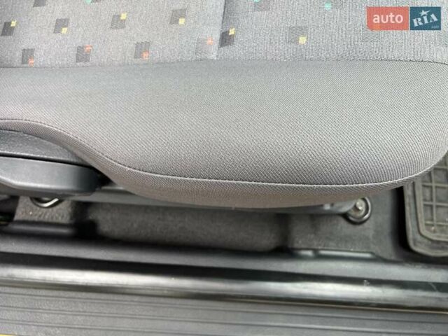 Желтый Хендай Гетц, объемом двигателя 1.4 л и пробегом 90 тыс. км за 5299 $, фото 16 на Automoto.ua