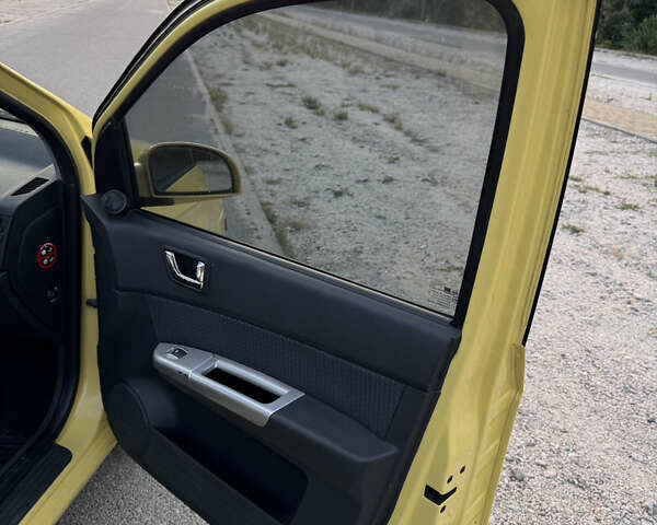 Желтый Хендай Гетц, объемом двигателя 1.4 л и пробегом 203 тыс. км за 5200 $, фото 22 на Automoto.ua