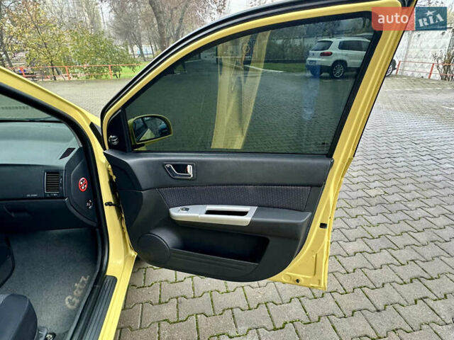 Желтый Хендай Гетц, объемом двигателя 1.4 л и пробегом 170 тыс. км за 4900 $, фото 27 на Automoto.ua