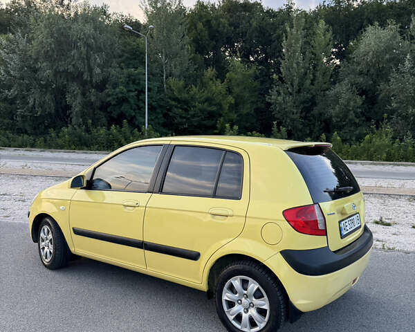 Желтый Хендай Гетц, объемом двигателя 1.4 л и пробегом 203 тыс. км за 5200 $, фото 6 на Automoto.ua
