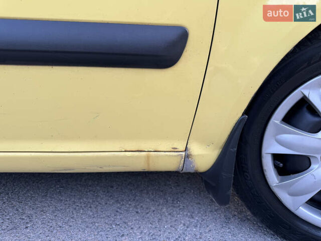Желтый Хендай Гетц, объемом двигателя 1.4 л и пробегом 203 тыс. км за 5200 $, фото 13 на Automoto.ua
