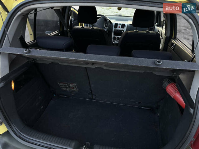 Желтый Хендай Гетц, объемом двигателя 1.4 л и пробегом 203 тыс. км за 5200 $, фото 23 на Automoto.ua