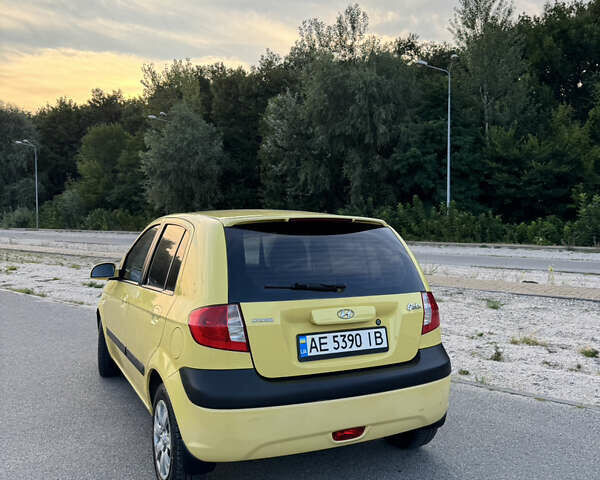 Желтый Хендай Гетц, объемом двигателя 1.4 л и пробегом 203 тыс. км за 5200 $, фото 8 на Automoto.ua