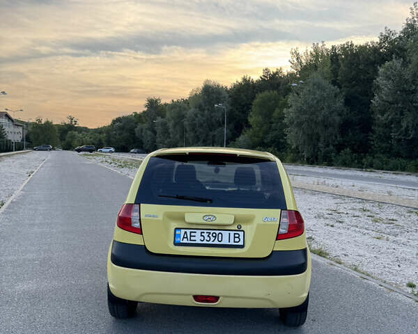 Желтый Хендай Гетц, объемом двигателя 1.4 л и пробегом 203 тыс. км за 5200 $, фото 9 на Automoto.ua