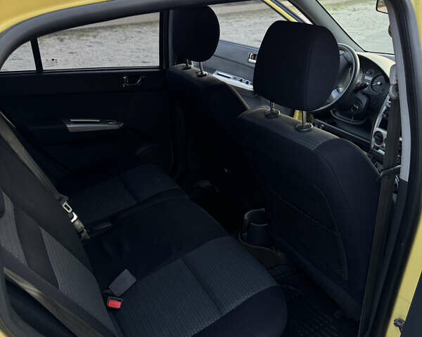 Желтый Хендай Гетц, объемом двигателя 1.4 л и пробегом 203 тыс. км за 5200 $, фото 19 на Automoto.ua