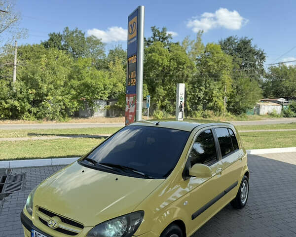 Жовтий Хендай Гетц, об'ємом двигуна 1.4 л та пробігом 198 тис. км за 4500 $, фото 1 на Automoto.ua